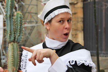 Stadtfuehrung-mit-Frau-Hilda-02