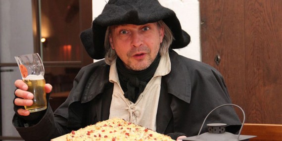 Nachtwächter-Einkehr in Halle mit Flammkuchen
